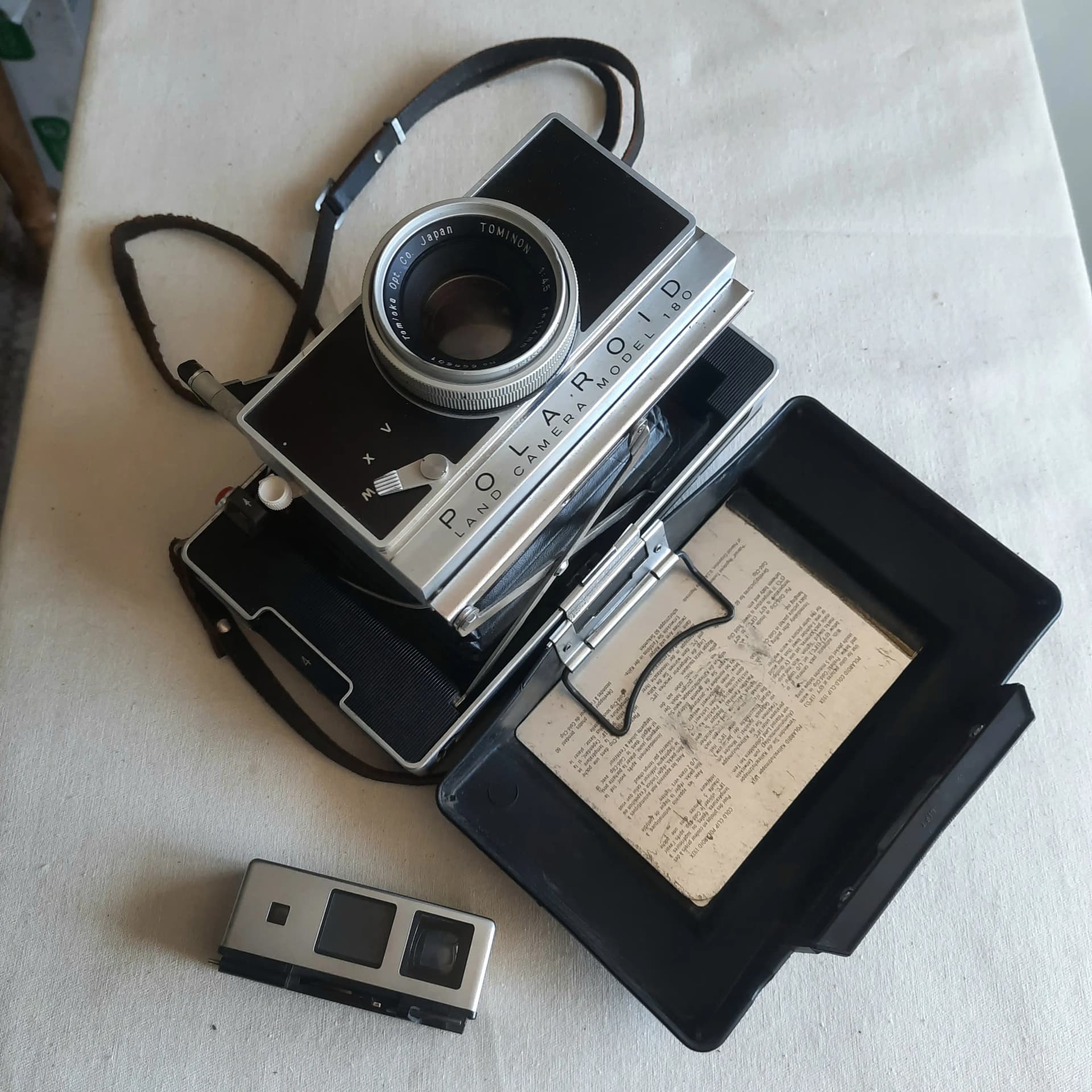 Фотоапарат «Polaroid-180» з об'єктивом «Tominon» - зображення 1